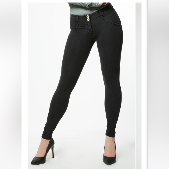 Freddy WR.UP shaping effect. Mid rise. Skinny jean - Picture 2 of 10